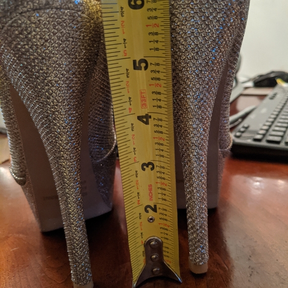 Spiked Stilettos - Picture 7 of 9